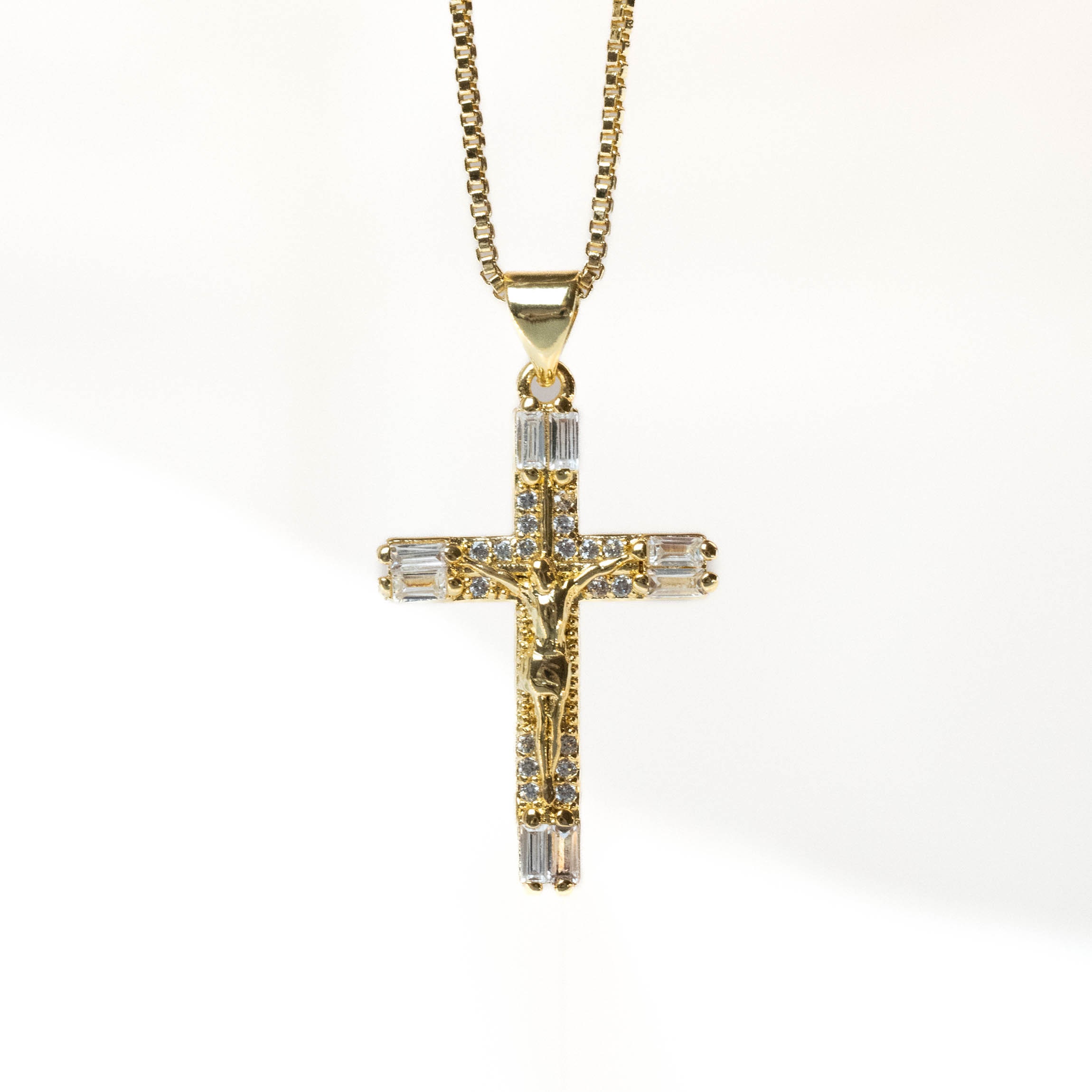 Collier croix chrétienne Corpus Christi en acier inoxydable – bijou croix chrétienne In Christo